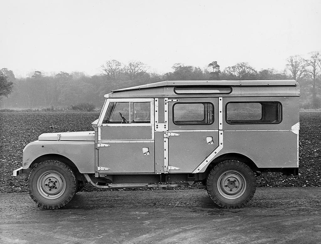 1954 Long Wheelbase Land Rover Series One Prototype Station | Retro Rides